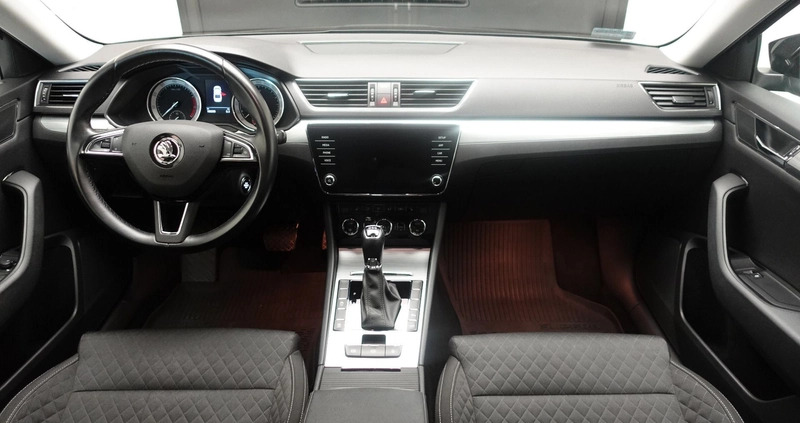 Skoda Superb cena 79900 przebieg: 199085, rok produkcji 2020 z Słubice małe 154